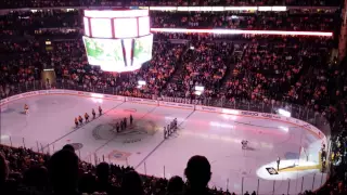 Nashville Predators fans say "thank you" to Leafs fans while Brett Kissel sings O Canada