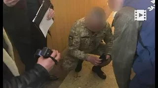 На Прикарпатті затримали військового, який вимагав хабар