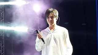 Dimash Qudaibergen Screaming Ekaterinburg 23.02.2020 fancam (2)