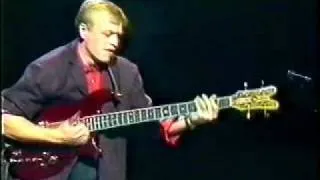 Mark King Jaydee Bass Solo 'The Tube' 1985