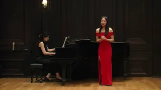 Soprano Ruijing Guo performs Ma rendi pur contento by Vincenzo Bellini