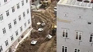 Мэр посетил строительство поликлиники в Череповце