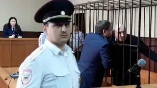 Судебное заседание по делу Мусы Мусаева перенесено из-за неявки адвоката