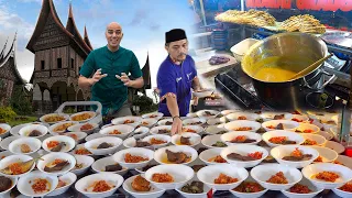 Makanan Indonesia Di Padang - NASI PADANG + RENDANG - Makanan jalanan Indonesia di Padang, Indonesia