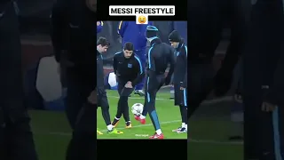 Messi try freestyle 😆