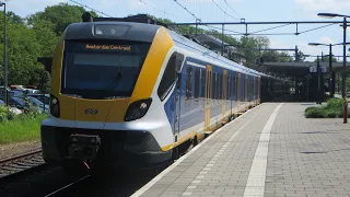 NS SNG vertrekt vanaf station Baarn!