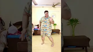 Pandey Ji Ka Beta Hoon 😂 || Funny Dance #trending #shorts #ashortaday #dance #dancevideo #funny