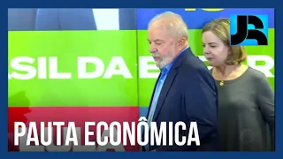Indefinição de Lula sobre política econômica causa apreensão a investidores