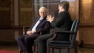 Warren Buffett, Brian Moynihan Speak at Georgetown