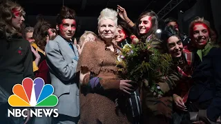 Fashion Maverick Vivienne Westwood Dies At 81