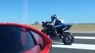 Bugatti veyron vs Kawasaki ninja H2R