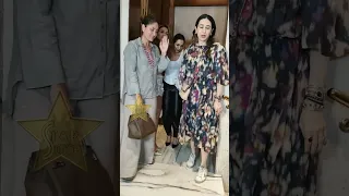 Kareena Kapoor, Karisma Kapoor, Malaika Arora, Natasha Poonawala after partying at Manish's house.