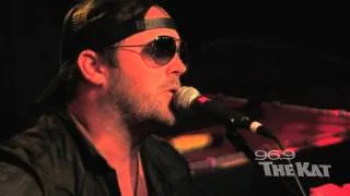 Lee Brice - She Ain't Right (96.9 The Kat Exclusive Performance)