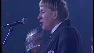 АукцЫон. Концерт в Киеве (фрагмент). Камера на сцене. 1999 год. Без монтажа.