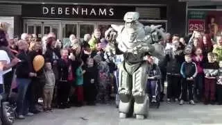 Titan the Robot (and Dave) - Out of This World, Sheffield