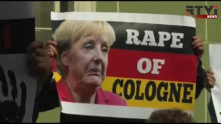 Ангела  Меркель пытается сплотить Евросоюз