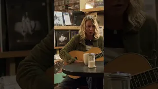 Lissie - When I'm Alone on Loudermilk #lissie #loudermilk #singersongwriter #acoustic #