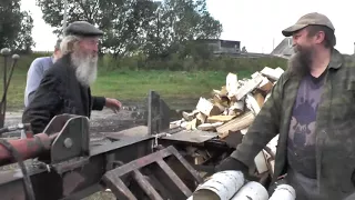 Молодой зять дома и не помогает больному спиной тестю.  Почему?  15. 09. 2017