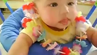 Bebes comiendo limón por primera vez video super gracioso de humor