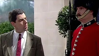 Ngài Bean và Anh Lính hài hước (Mr Bean and comrade soldier)