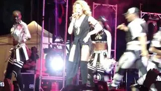 Kylie Minogue - Madrid Mtv Day 2009 - Heart Beat Rock / Wow (HD)