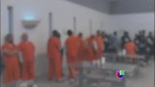 Univision ingresó a un centro de detención de inmigración -- Noticiero Univisión