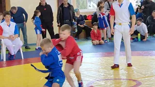 Соревнования в г.Троицк, первая схватка#самбо#спорт#дети#соревнования#андрейромашин