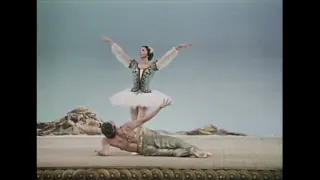 Rudolf Nureyev & Margot Fonteyn Pas de Deux in LE CORSAIRE ballet, 1962