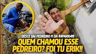 GALO CEGO VAI PRA CIMA DE ERIK E O PEDREIRO BETO TIRANDO AS TELHAS DO SEU QUARTO | GALO CEGO