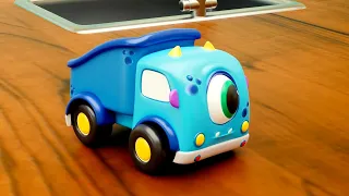 Машинки Мокас 🚕 Машинки играют в прятки - Развивающие мультики для детей и малышей 🚗