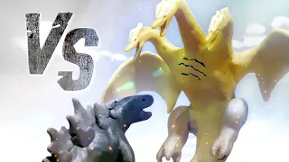 Godzilla vs King Ghidorah | Kaiju Claymation Fight