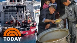 Ship carrying 200 tons of food makes its way toward Gaza