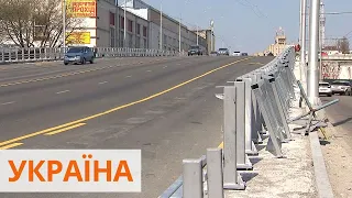 У Києві обмежили рух Шулявським мостом