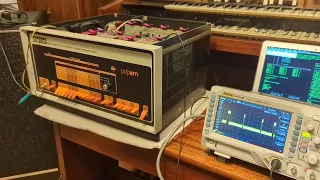 PDP-8/M Plays Popcorn - Gershon Kingsley (Hot Butter version)