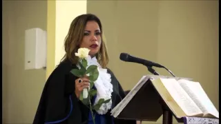 Formatura, homenagem aos pais falecidos.