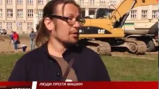 На площі Народній в Ужгороді копали екскаватори