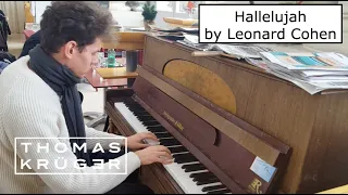 HALLELUJAH (Leonard Cohen) – Wonderful Piano Version at Schloß Schönbrunn Vienna by Thomas Krüger