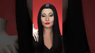 Morticia Addams at your service 🛎️ 🦇 #morticiaaddams #addamsfamily #halloweenmakeup #cosplay