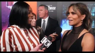 Halle Berry supports black reporters on the red carpet for John Wick 3!