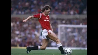 Bryan Robson vs Liverpool 1989 English League (All Touches & Actions)