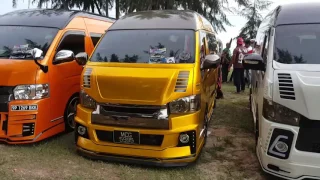 LEPAK SANTAI HIACE SE _ MALAYSIA - 31 OCT 2016 - PORT DICKSON