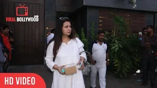 Poonam Dhillon At Sonam Kapoor's maternal Grandmother Draupadi Hingorani Bhambani Prayer Meet