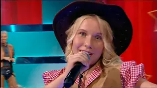 Ukrainian cowgirl Sofia Shkidchenko (12 y.o.)