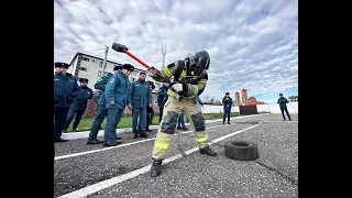 Команда Шейх-Мансуровского района победила на соревнованиях ЧР по пожарному кроссфиту