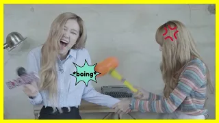 rosé likes to tease lisa pt. 2