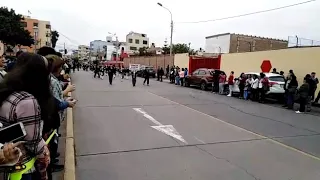 Desfile Colegio Peruano Chino Diez de Octubre