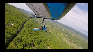 Lookout Mountain Hang Gliding-Playing in Light Lift 23 April 2023    HD 1080p