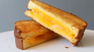 How to Make a Grilled Cheese Sandwich in the Air Fryer