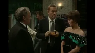 "A Bit of a Do" S02E03 "The Grand Opening Of Sillitoe's" (1989)
