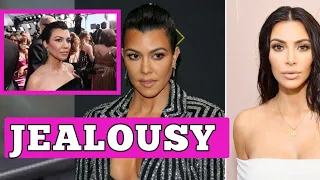 🛑Kourtney Kardashian was caught pretending to be Kim in an occasional show Using surgery face